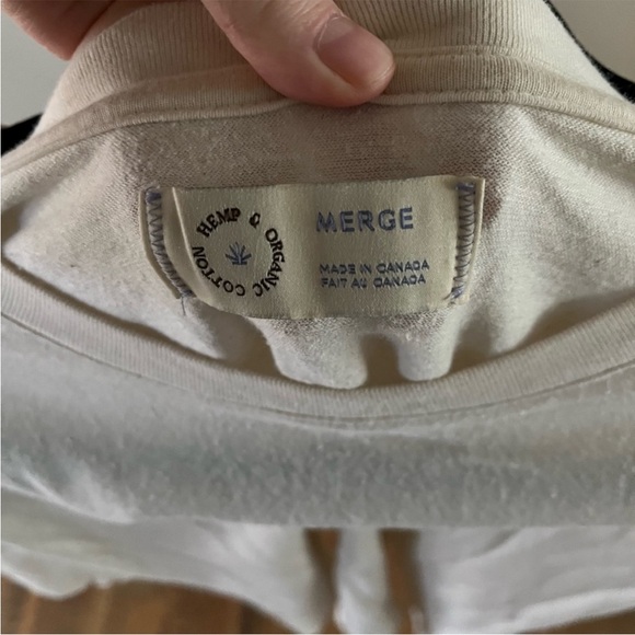 Merge daydream tshirt - Picture 4 of 4